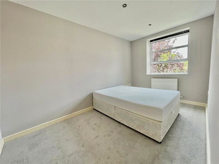 2 Bedroom Apartment For Sale In Paradise Street, Cambridge, CB1