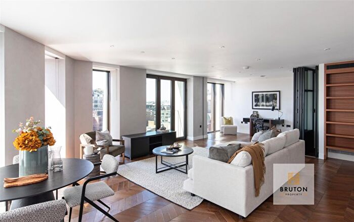 2 Bedroom Flat To Rent In The Hexagon, Covent Garden, WC2B
