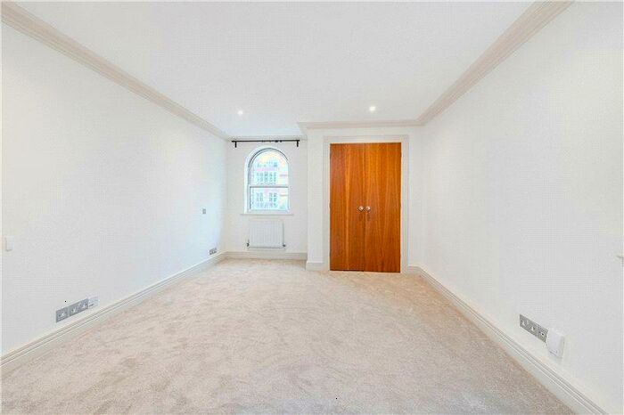 2 Bedroom Apartment To Rent In Oriel Drive, Harrods Village, Barnes, London, SW13