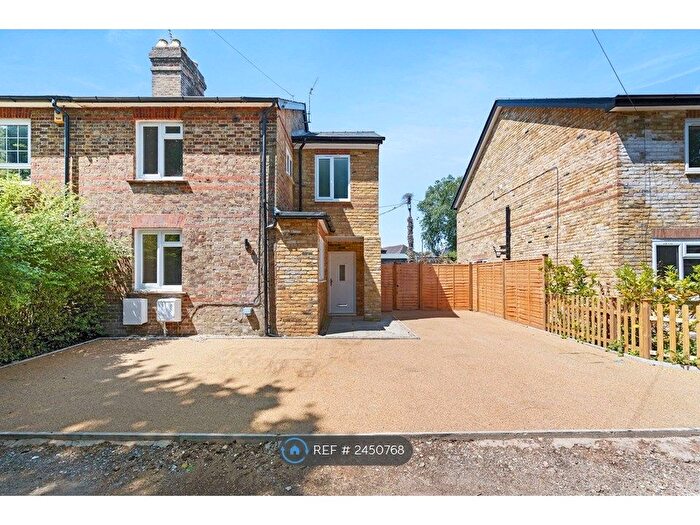 3 Bedroom Semi-Detached House To Rent In Guildford Road, Normandy, Guildford, GU3