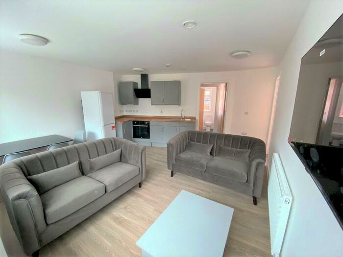 4 Bedroom Apartment To Rent In King Street, Nottingham, NG1