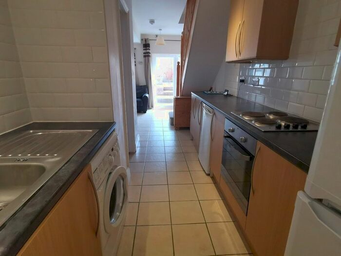 5 Bedroom Terraced House To Rent In Hollingdean Terrace, Brighton, BN1