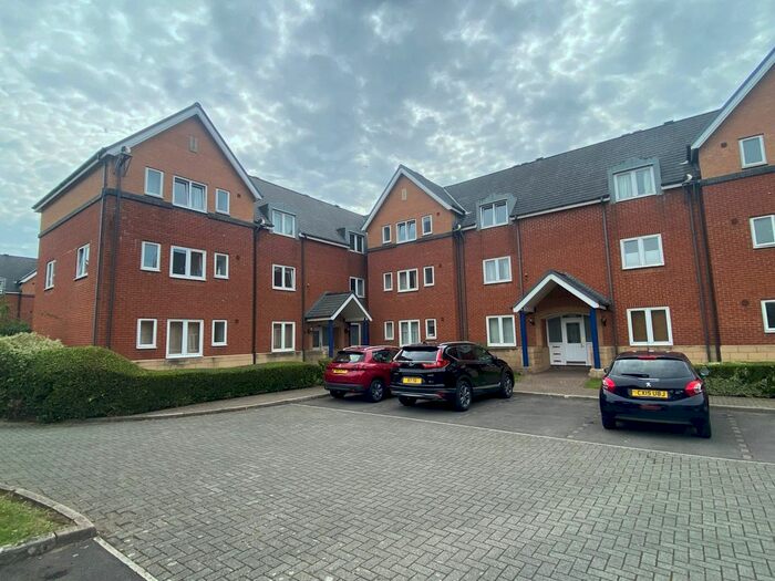 2 Bedroom Flat To Rent In Corvette Court, Atlantic Wharf, Cardiff, CF10