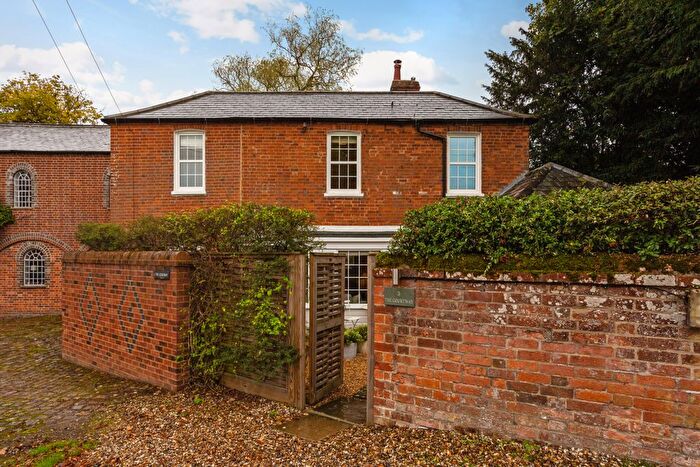 3 Bedroom Detached House For Sale In Bonemill Lane, Newbury, RG20