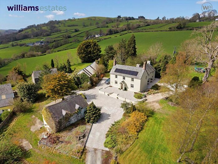 5 Bedroom Detached House For Sale In Derwen, Corwen, LL21