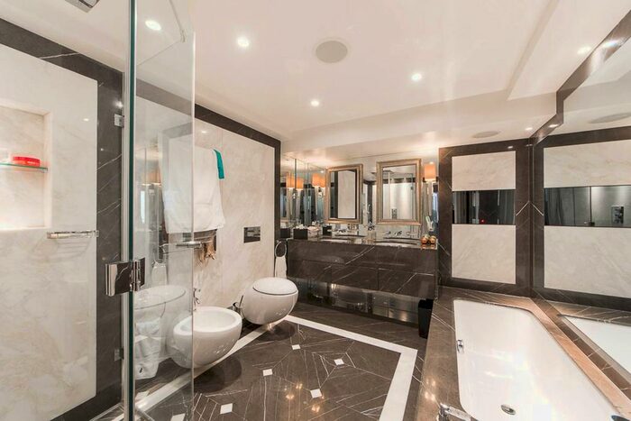 5 Bedroom Flat To Rent In Princes Gate, South Kensington, London, SW7