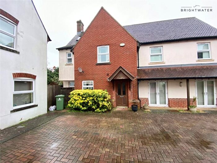 3 Bedroom Semi Detached House To Rent In Barrows Mews, Ringwood, BH24
