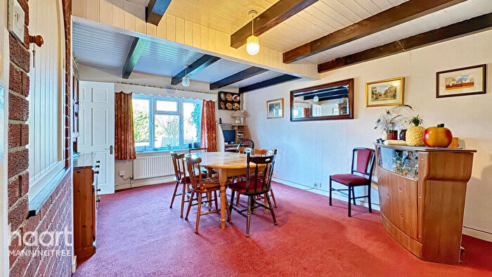 4 Bedroom Semi-Detached House For Sale In Harwich Road, Lawford, Manningtree, Essex, CO11