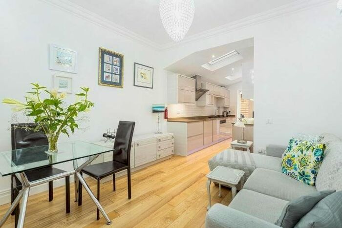 1 Bedroom Flat To Rent In Anselm Road, London, SW6