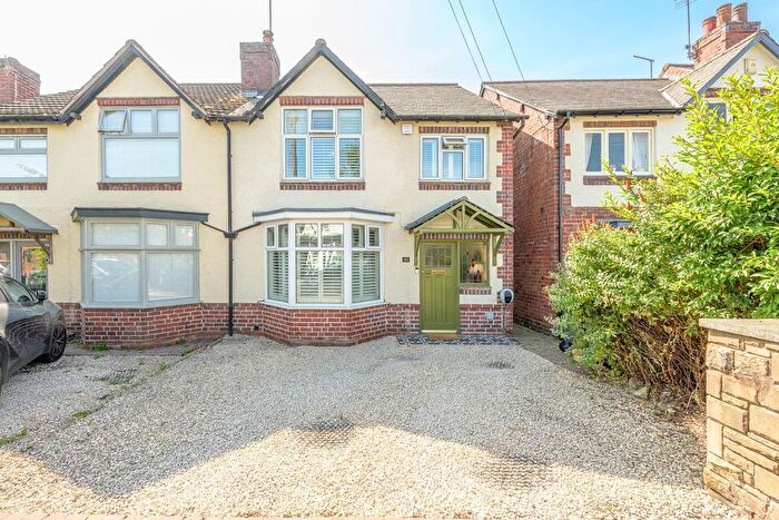 3 Bedroom Semi-Detached House For Sale In Monmouth Road, Bearwood, B67
