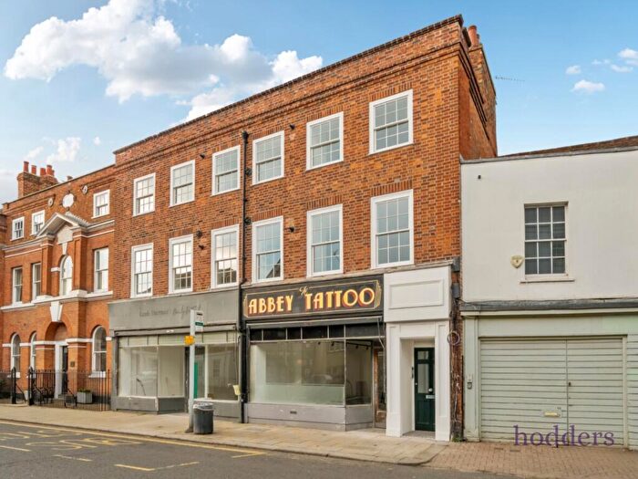 1 Bedroom Apartment To Rent In Chertsey, Surrey, KT16