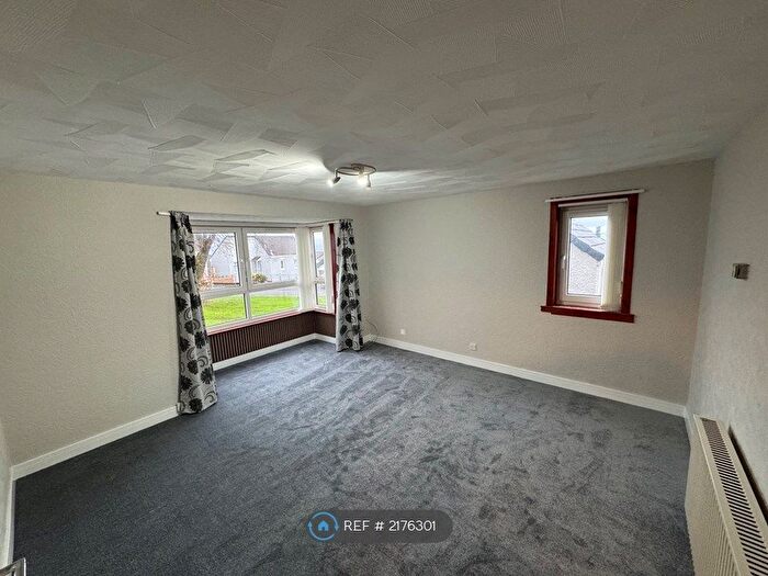 2 Bedroom Flat To Rent In West Road, Port Glasgow, PA14