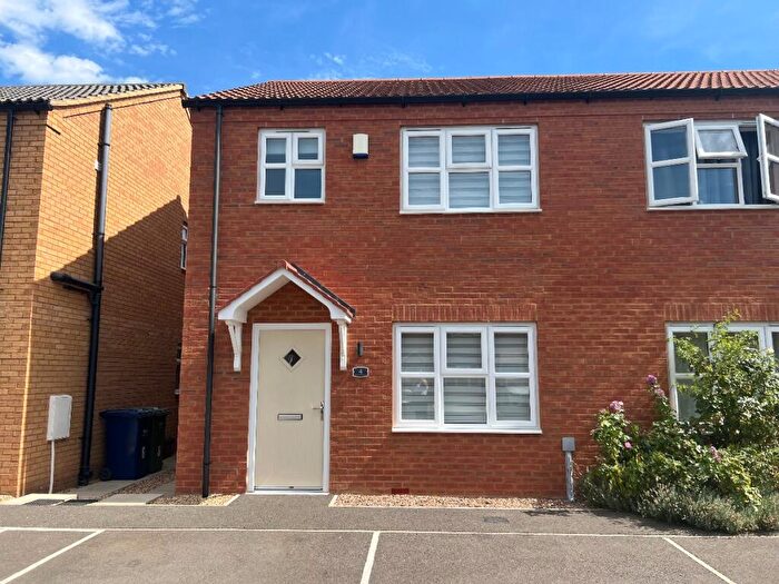 3 Bedroom Semi-Detached House To Rent In Thomas Aveling Close, Elm, Wisbech, PE14