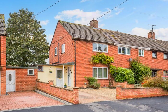 2 Bedroom End Of Terrace House For Sale In Coldharbour Road, Hungerford, RG17