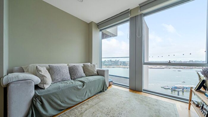 1 Bedroom Flat For Sale In Cutter Lane, Greenwich, SE10