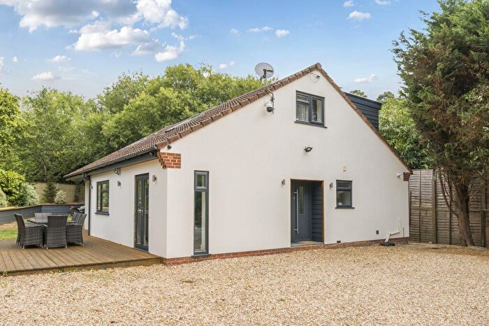 4 Bedroom Detached House For Sale In Roman Road, Chilworth, SO16