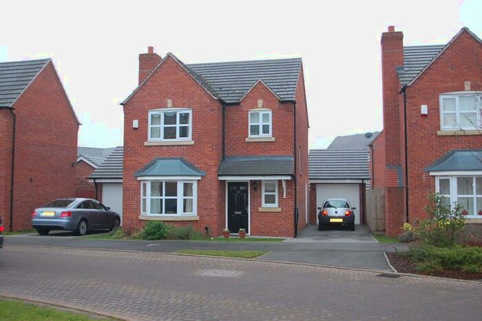 3 Bedroom Detached House To Rent In Blakeholme Court, Burton Upon Trent, Staffordshire, DE14