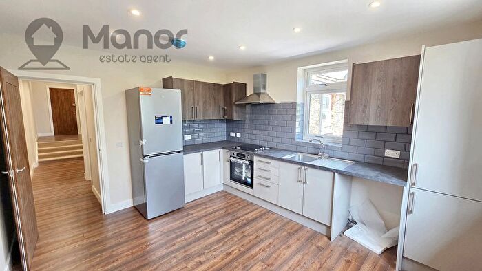 1 Bedroom Flat To Rent In High Road Leyton, Leyton, E10