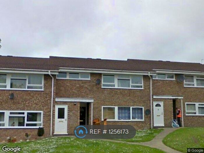 2 Bedroom Flat To Rent In Flaxfield Road, Beaminster DT8