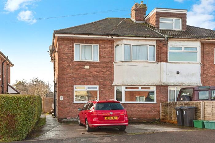 2 Bedroom Flat For Sale In Cranbourne Road, Patchway, Bristol, BS34