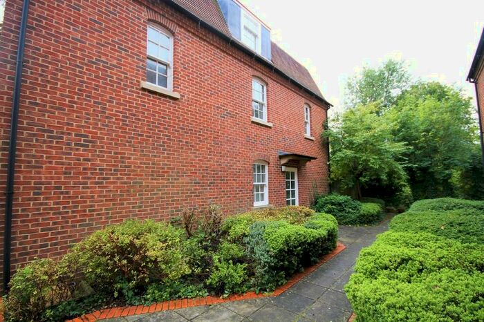 2 Bedroom Apartment To Rent In Harley Court, London Road, Marlborough, SN8