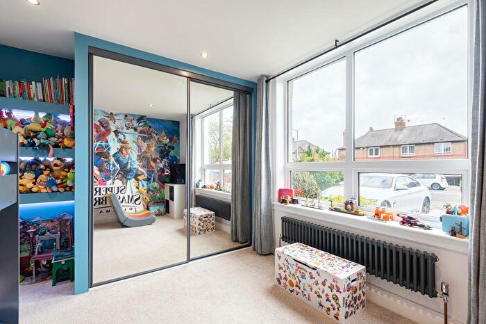 2 Bedroom Flat For Sale In Den Walk, Buckhaven, KY8