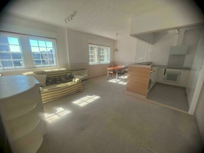 2 Bedroom Flat To Rent In City Centre, Newcastle Upon Tyne, NE1