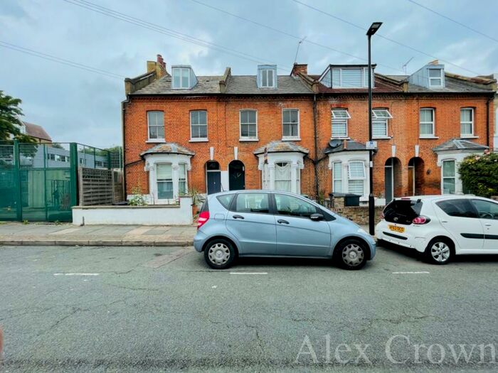7 Bedroom Terraced House To Rent In Calverley Grove, Archway, N19