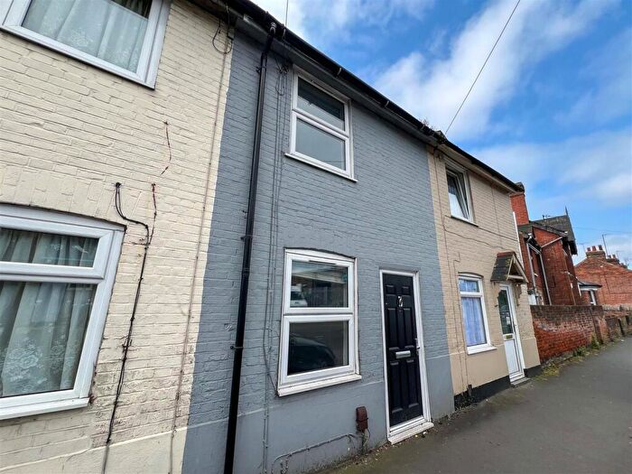 2 Bedroom Terraced House To Rent In Barrack Street, Colchester, CO1