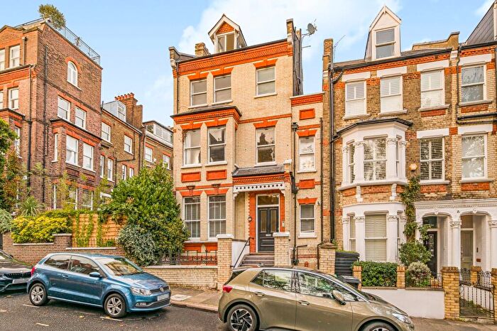 2 Bedroom Flat For Sale In Kemplay Road, Hampstead Village, NW3