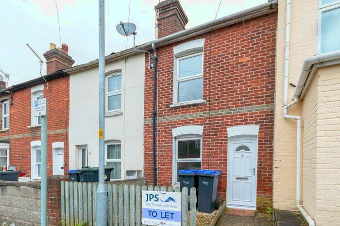 2 Bedroom Property To Rent In Salisbury, Wiltshire, SP1