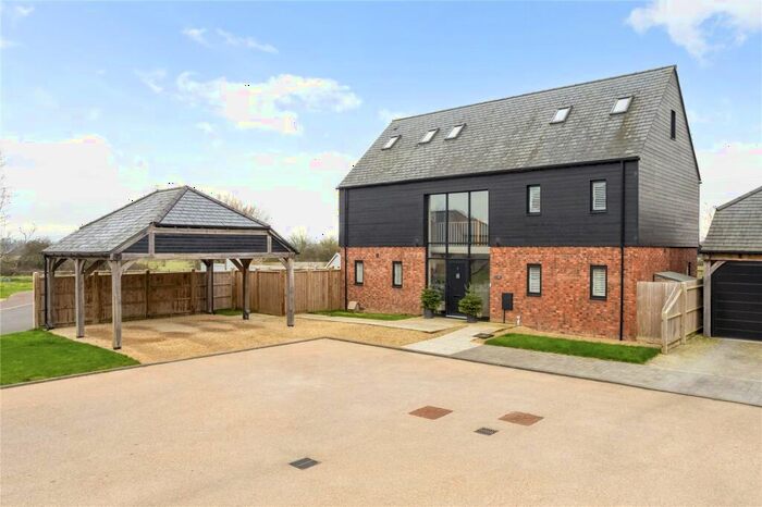 5 Bedroom Detached House For Sale In Walnut Gardens, Norton, Gloucester, Gloucestershire, GL2