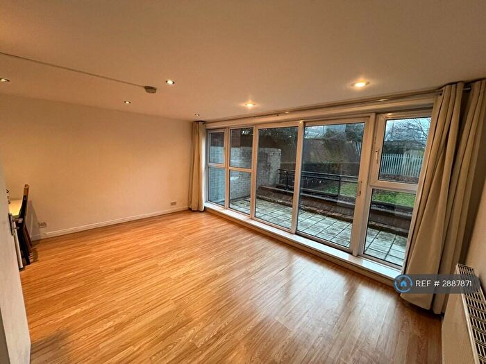 3 Bedroom Maisonette To Rent In Ollerton Green, London, E3