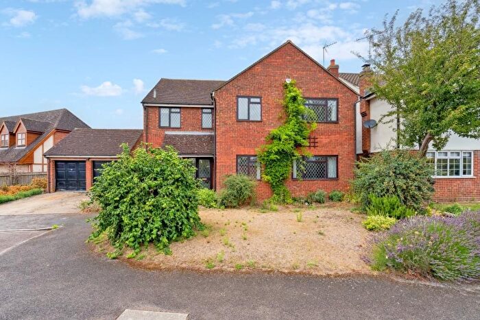 5 Bedroom Detached House For Sale In Brightmans Drive, Maulden, Bedford, MK45