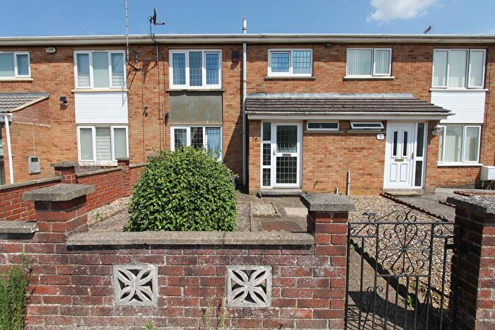 3 Bedroom Terraced House For Sale In Lea Way, Wellingborough, NN8
