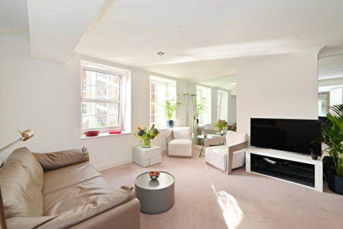 2 Bedroom Flat To Rent In Elystan Street, London, SW3