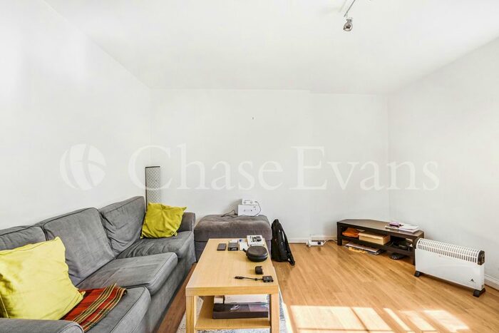1 Bedroom Flat For Sale In Arcadia Court, Old Castle Street, Aldgate, E1
