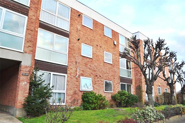 2 Bedroom Apartment To Rent In Princes Road, Romford, RM1