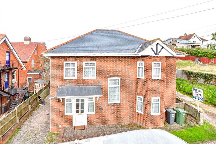 3 Bedroom Detached House For Sale In Granville Rise, Totland Bay, Isle Of Wight, PO39