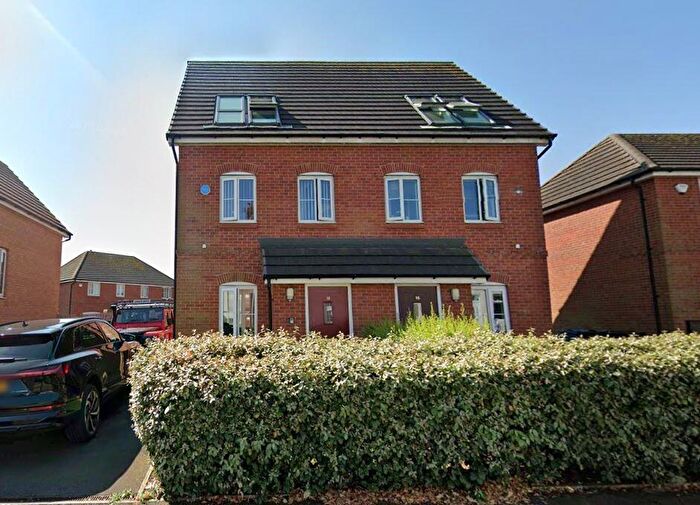 3 Bedroom Semi Detached House To Rent In Pool Avenue, Scotchbarn Lane, Prescot, Merseyside, L34