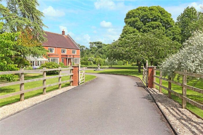 6 Bedroom Detached House For Sale In White Street, West Lavington, Wiltshire, SN10