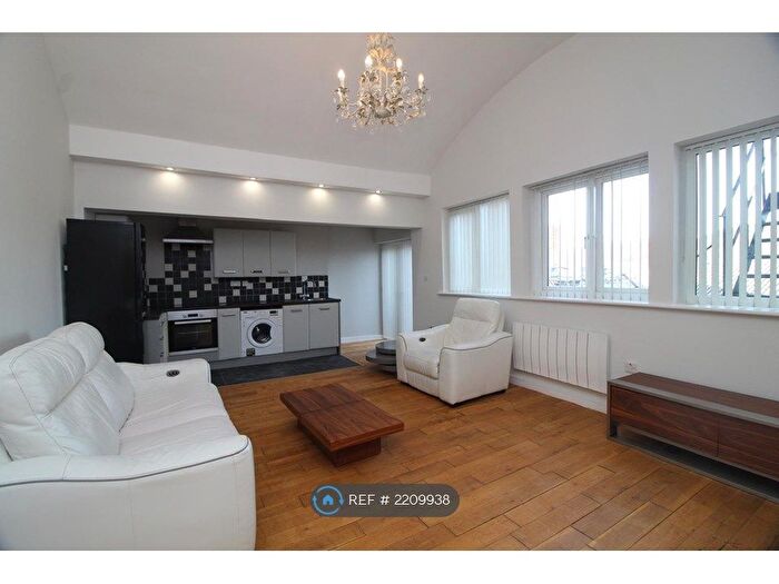 1 Bedroom Flat To Rent In Infirmary Road, South Yorkshire, S6