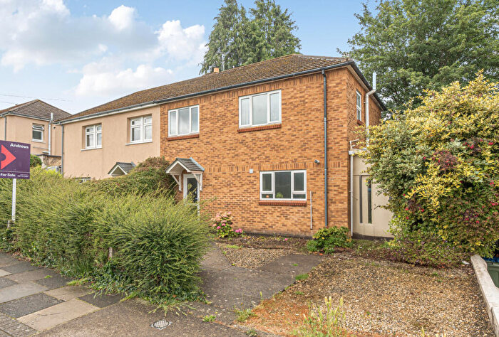 3 Bedroom Semi-Detached House For Sale In Lyndale Avenue, Bristol, BS9