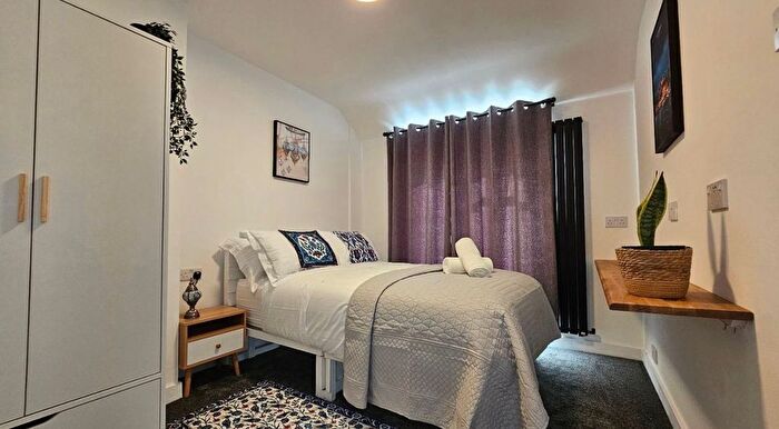 4 Bedroom Terraced House To Rent In Powell Gardens, Dagenham, RM10