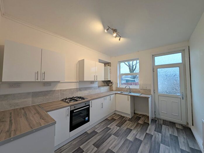 2 Bedroom Terraced House To Rent In Gordon Street, Wakefield, West Yorkshire, Uk, WF1