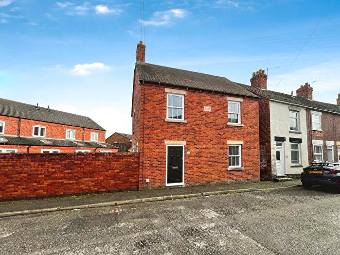 3 Bedroom Detached House For Sale In New Street, Church Gresley, Swadlincote, Derbyshire, DE11