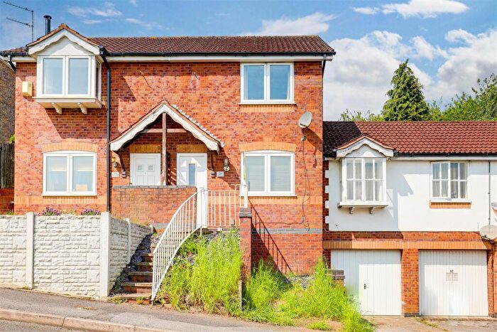 2 Bedroom Semi Detached House For Sale In Hazelbank Avenue, Mapperley, Nottinghamshire, NG3