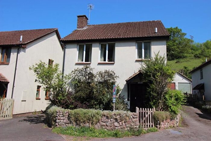 3 Bedroom Detached House For Sale In High Street, Clearwell, GL16