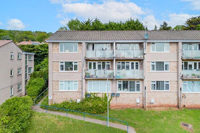 2 Bedroom Flat For Sale In Westward Gardens, Long Ashton, BS41