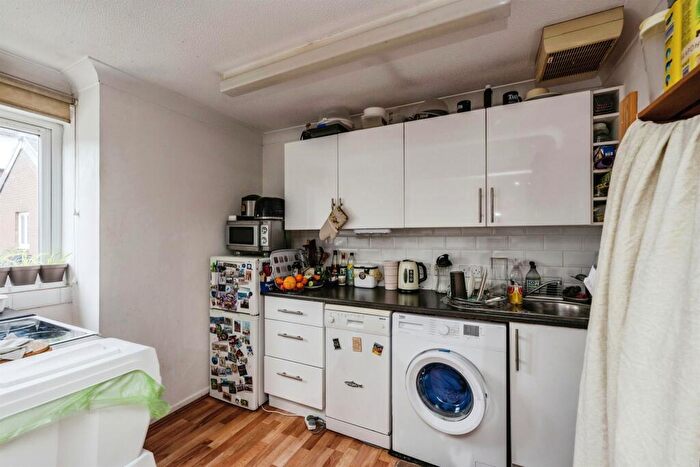 1 Bedroom Flat For Sale In Mannheim Quay, Maritime Quarter, Swansea, SA1
